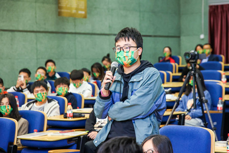 1637031809166325.jpg 05-企業代表提問_副本.jpg