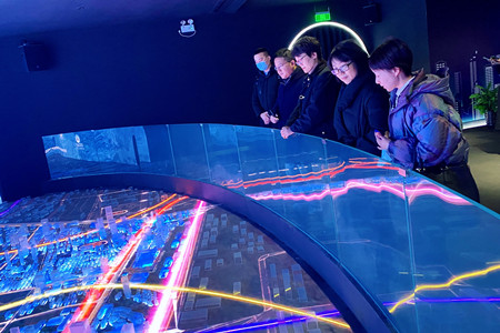 1645150277691498.jpg 02中以創新園副總邵光衛介紹園區_副本.jpg