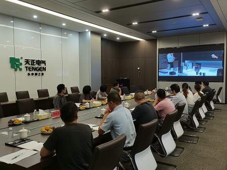 1664183264299713.jpg 03.jpg